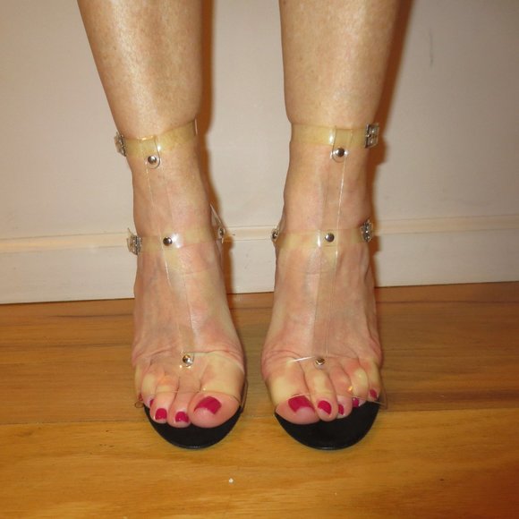 NIB SO ME Clear Invisible Double Buckle Strap High Heel Sandals - Picture 4 of 10